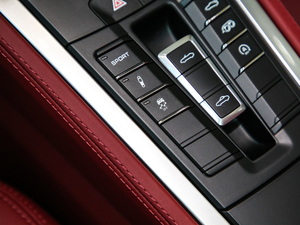 2018718 Boxster Spyder п؅^