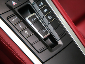 2018718 Boxster Spyder п؅^