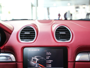 2018718 Boxster Spyder {(dio)L(fng)