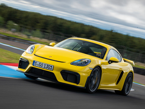 2019Cayman GT4 w^