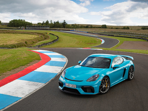 2019Cayman GT4 w^