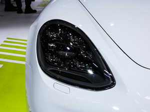 2019Turbo S E-Hybrid ^