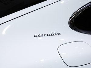 2019Turbo S E-Hybrid ^