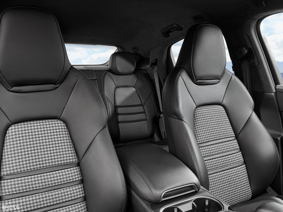 2020Cayenne Coupe Cayenne Coup 3.0T