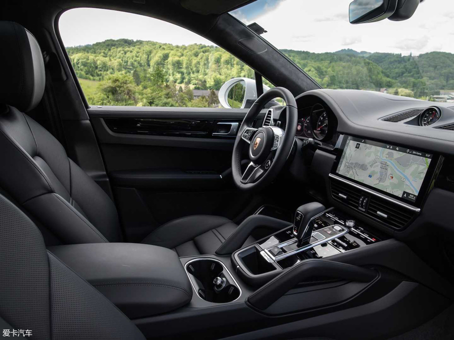 2020Cayenne Coupe Cayenne Coup 3.0T