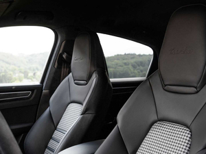 2020Cayenne Turbo Coup 4.0T g