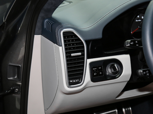 2020Cayenne Turbo Coup 4.0T g