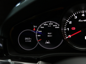 2020Cayenne Turbo Coup 4.0T п؅^