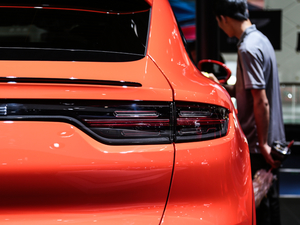 2020Cayenne Coup 3.0T β