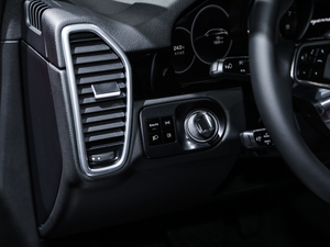 2020Cayenne Coup 3.0T п؅^