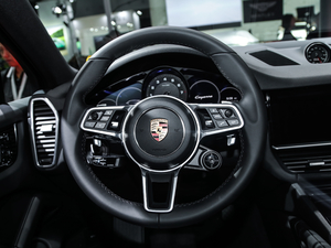 2020Cayenne Coup 3.0T P