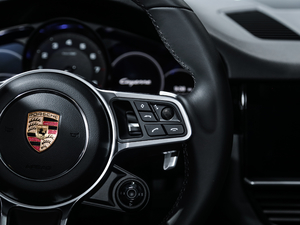 2020Cayenne Coup 3.0T п؅^