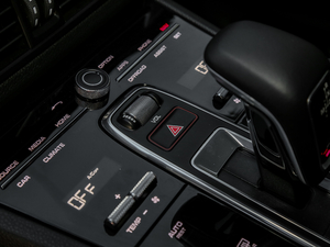 2020Cayenne Coup 3.0T п؅^(q)