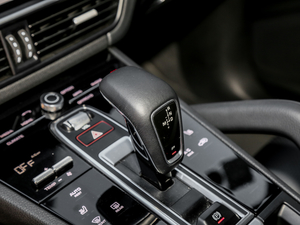 2020款Cayenne Coupé 3.0T 换挡杆