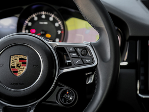 2020Cayenne Coup 3.0T п؅^(q)