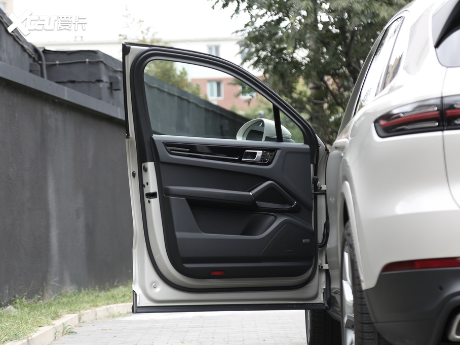 2020CayenneԴ E-Hybrid