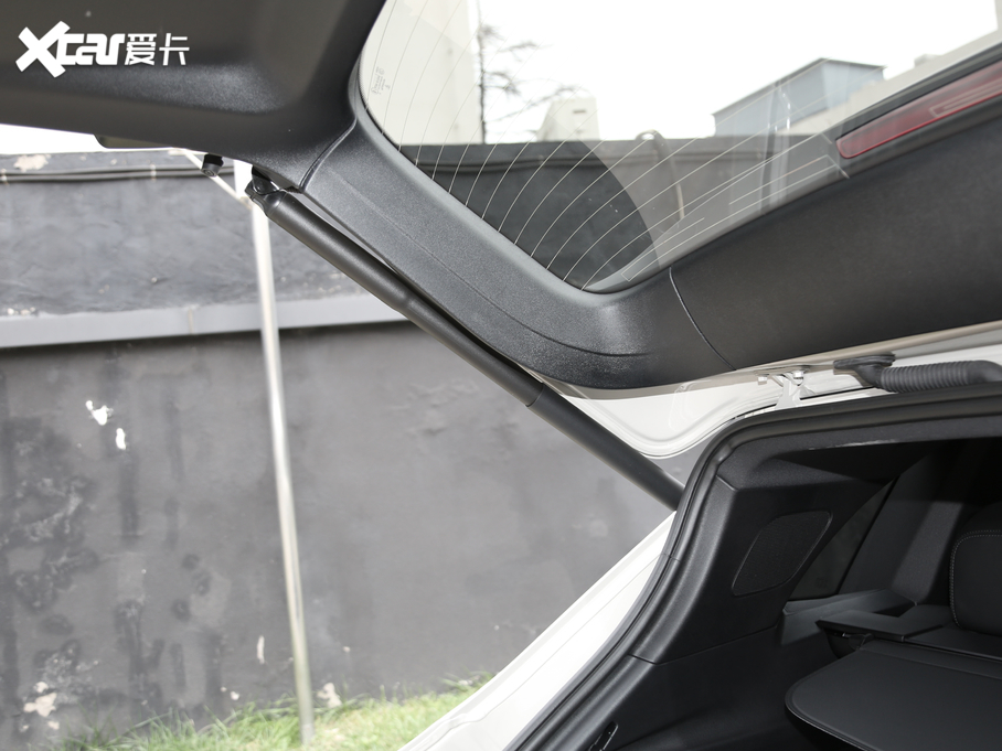 2020CayenneԴ E-Hybrid