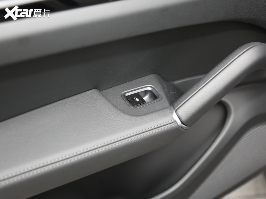 2020CayenneԴ E-Hybrid