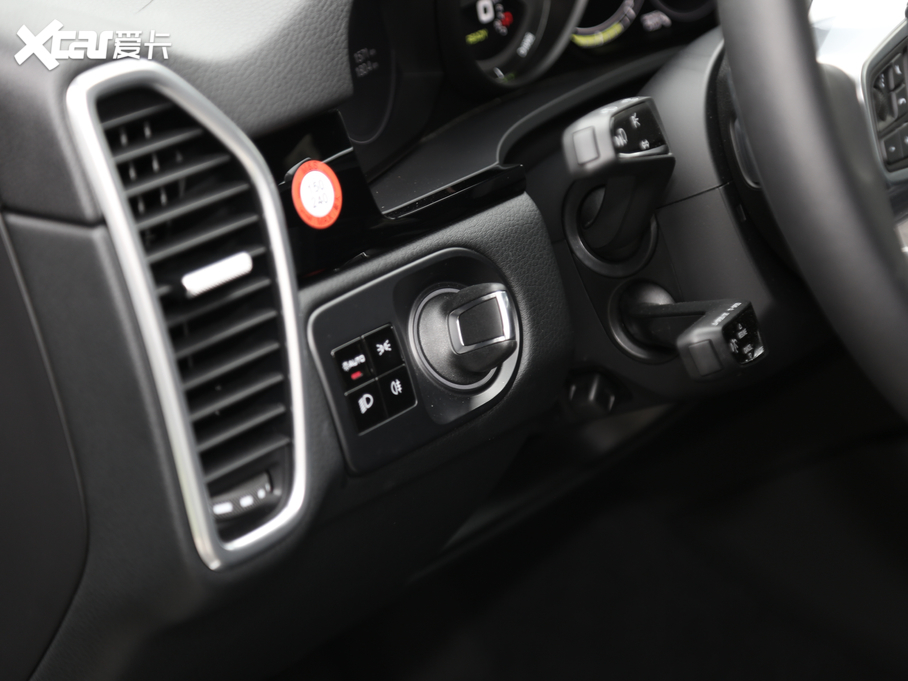 2020CayenneԴ E-Hybrid