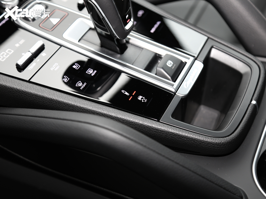 2020CayenneԴ E-Hybrid