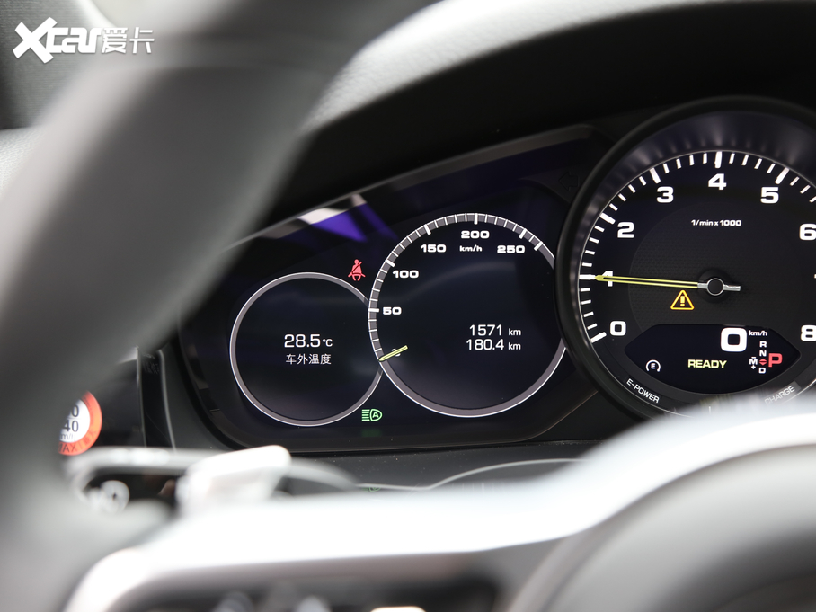 2020CayenneԴ E-Hybrid