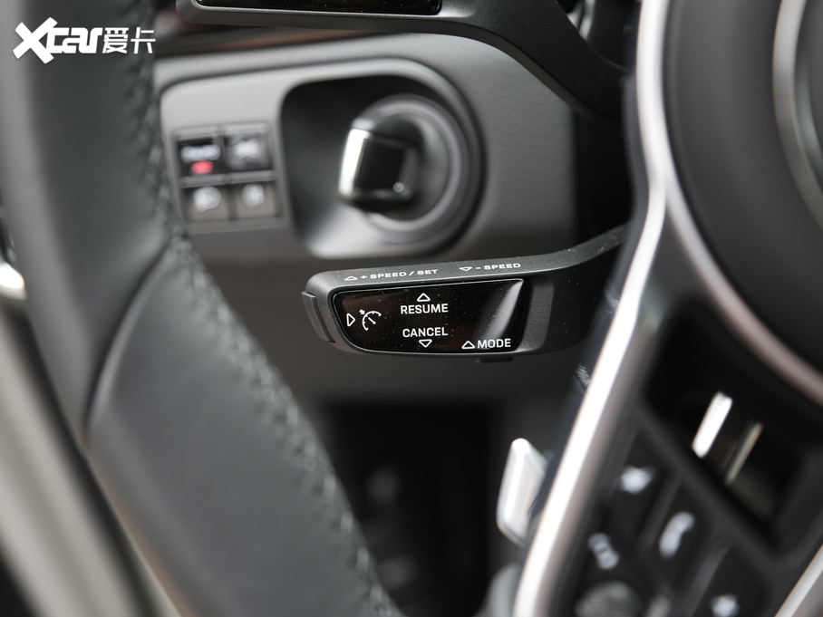 2020CayenneԴ E-Hybrid