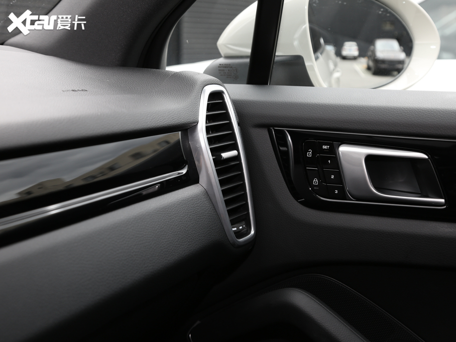 2020CayenneԴ E-Hybrid