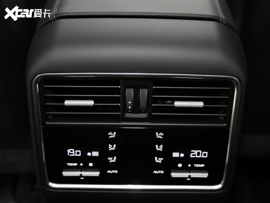 2020CayenneԴ E-Hybrid