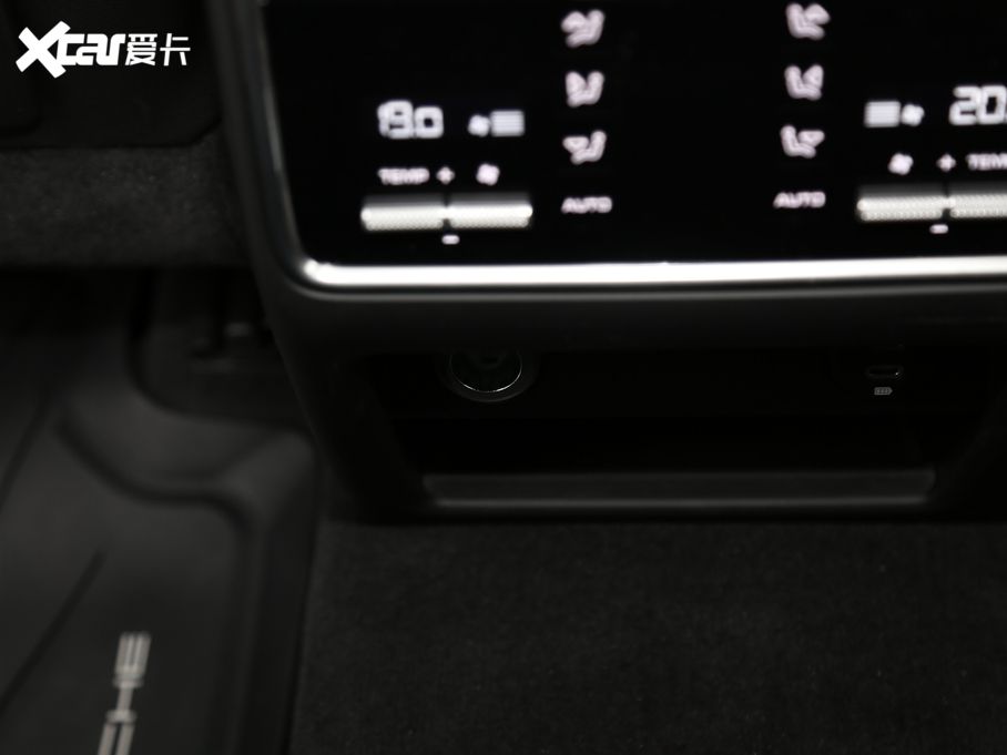 2020CayenneԴ E-Hybrid