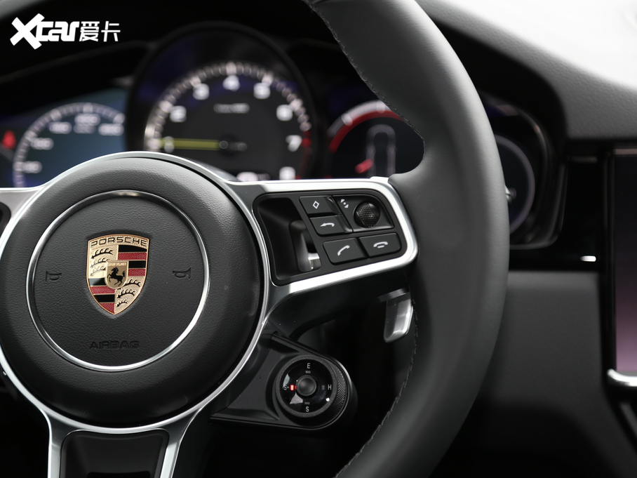 2020CayenneԴ E-Hybrid