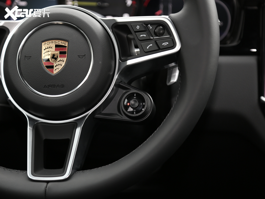 2020CayenneԴ E-Hybrid