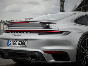 2020Turbo S ^