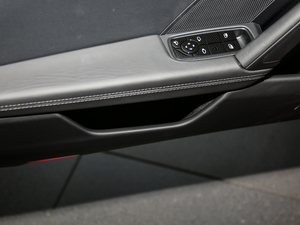 2020Carrera 3.0T ǰTg