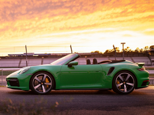 2020Turbo Cabriolet w^