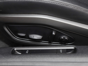 2020Carrera Cabriolet 3.0T {{