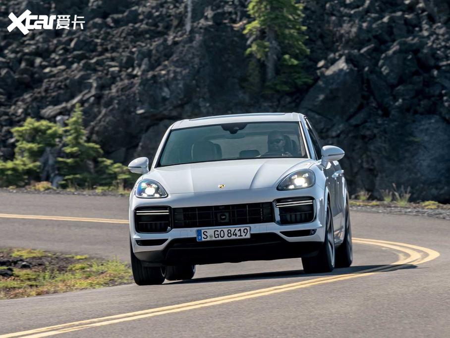 2020CayenneԴ Turbo S E-Hybrid