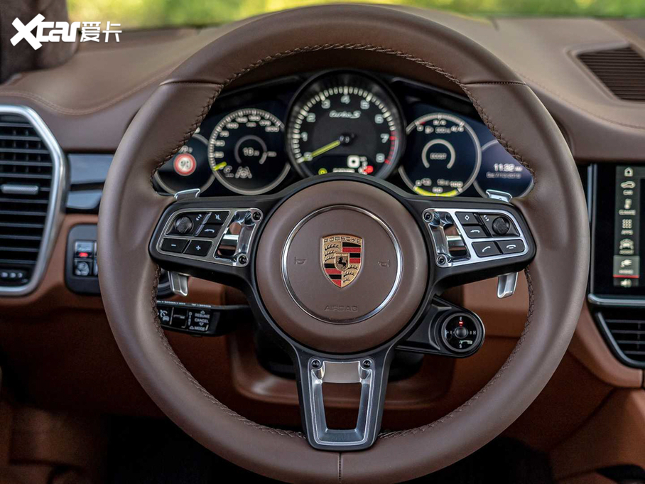 2020CayenneԴ Turbo S E-Hybrid