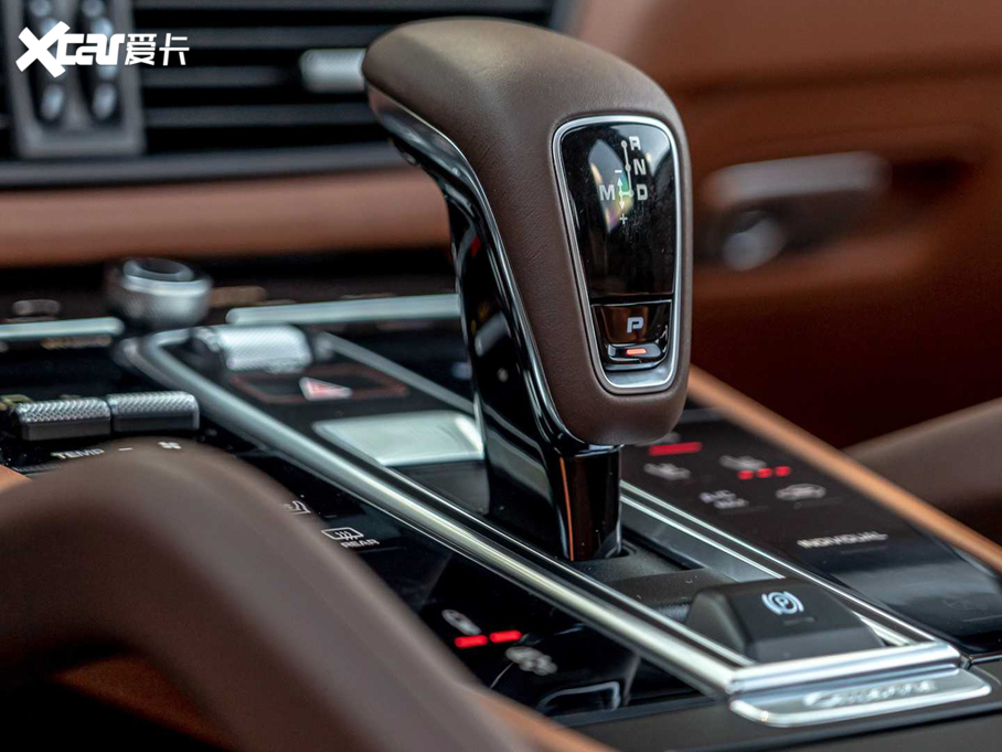 2020CayenneԴ Turbo S E-Hybrid