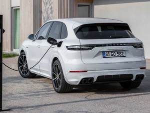 2020Turbo S E-Hybrid w^