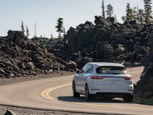 2020Turbo S E-Hybrid w^