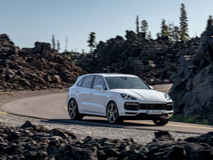 2020Turbo S E-Hybrid w^