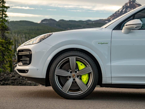 2020Turbo S E-Hybrid (x)(ji)^