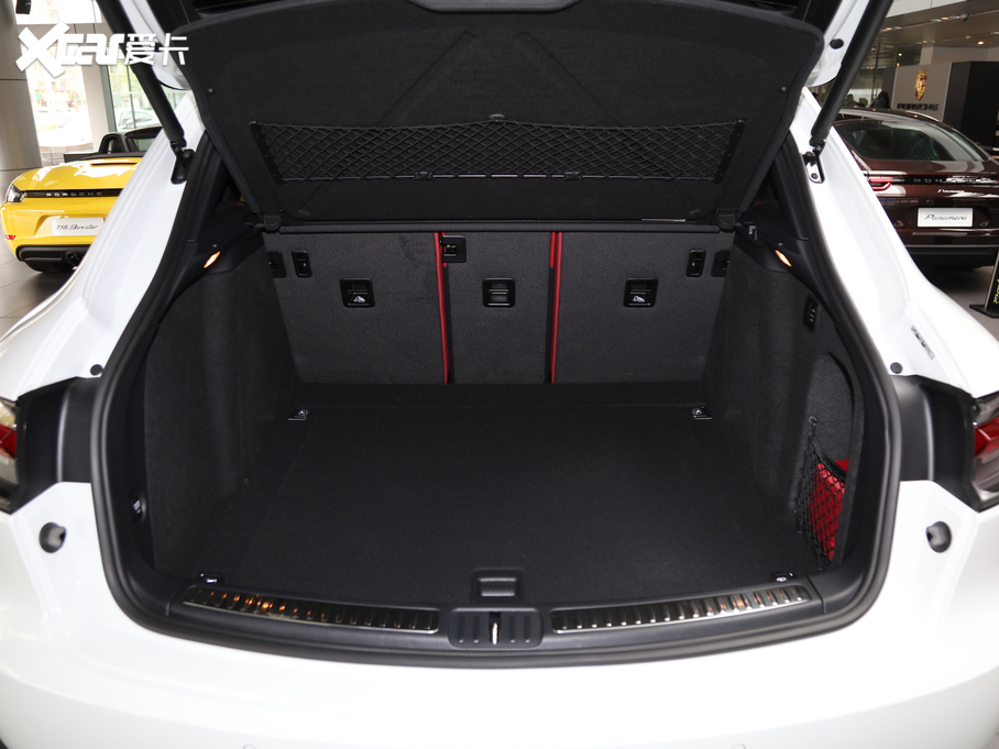 2020Macan  Turbo 2.9T