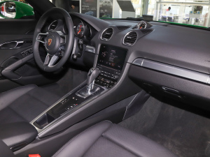 2020Cayman 2.0T п؅^