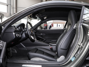 2020Cayman 2.0T ǰſg