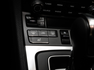 2020Cayman 2.0T п؅^