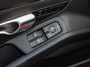 2020Cayman 2.0T {܇ƅ^(q)	