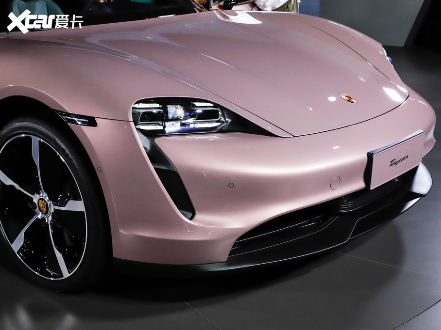 2020Taycan (q)