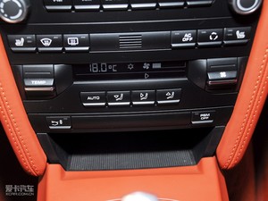 2009款S 中控区