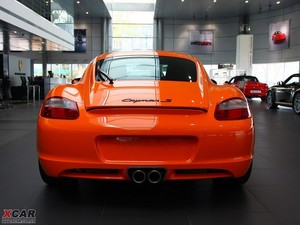 2009Cayman w^